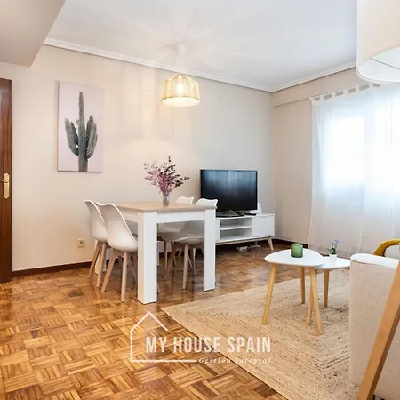 Apartment Myhousespain - Amplio Y Centrico Piso En Oviedo